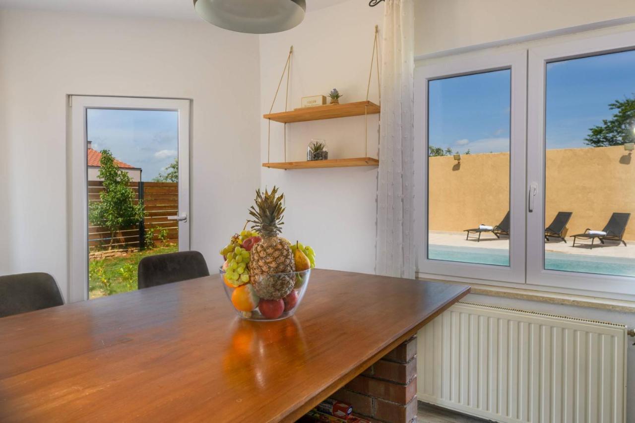 Holiday House Boky Vodnjan Exterior foto